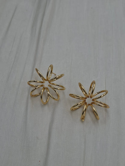 Shop Gold Wire Earring for Women at ElsaLagos in Nigeria