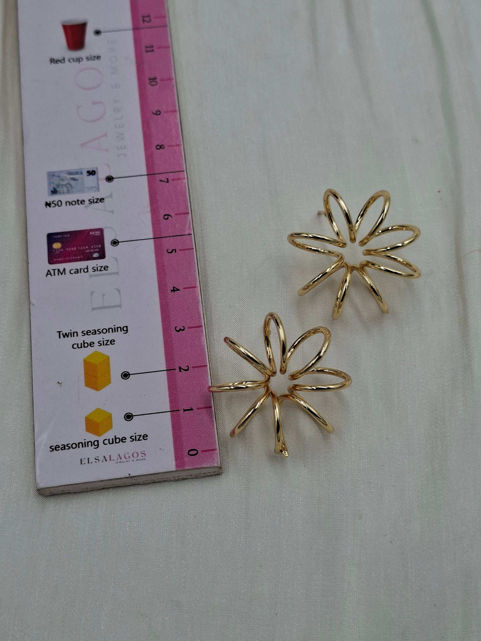 Buy Gold Wire Earring at Elsa Lagos in Nigeria