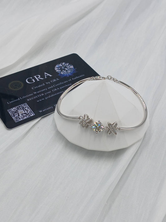 Moissanite diamond bracelet