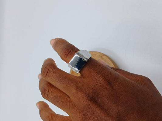 Signet Ring (size 9)