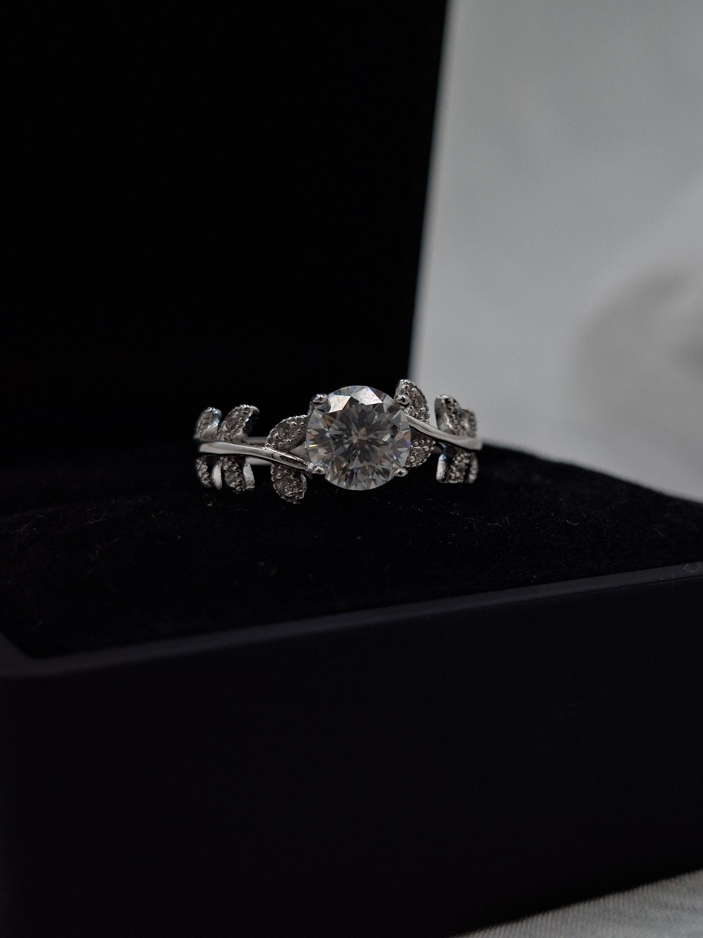 Shop Laurel Moissanite Ring for Women at ElsaLagos in Nigeria