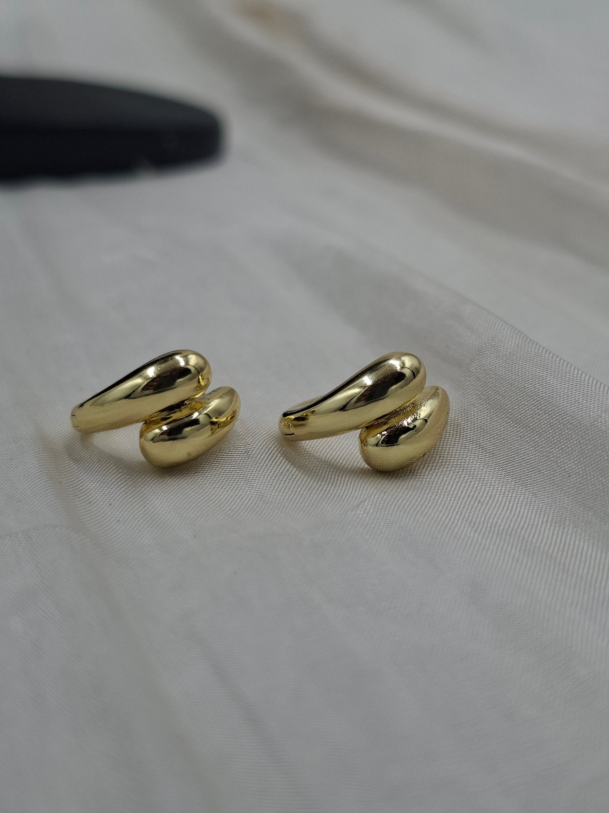 Shop Mini Twisted Hoop Earring for Women at ElsaLagos in Nigeria