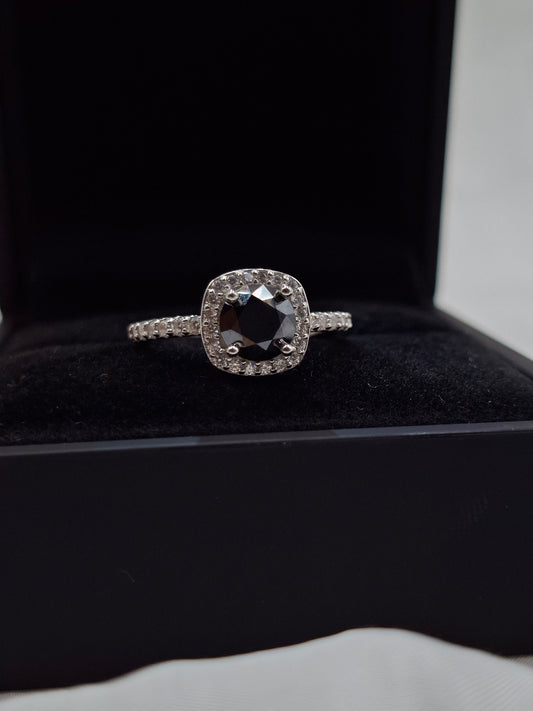 Shop Onyx Zircon Ring for Women at ElsaLagos in Nigeria