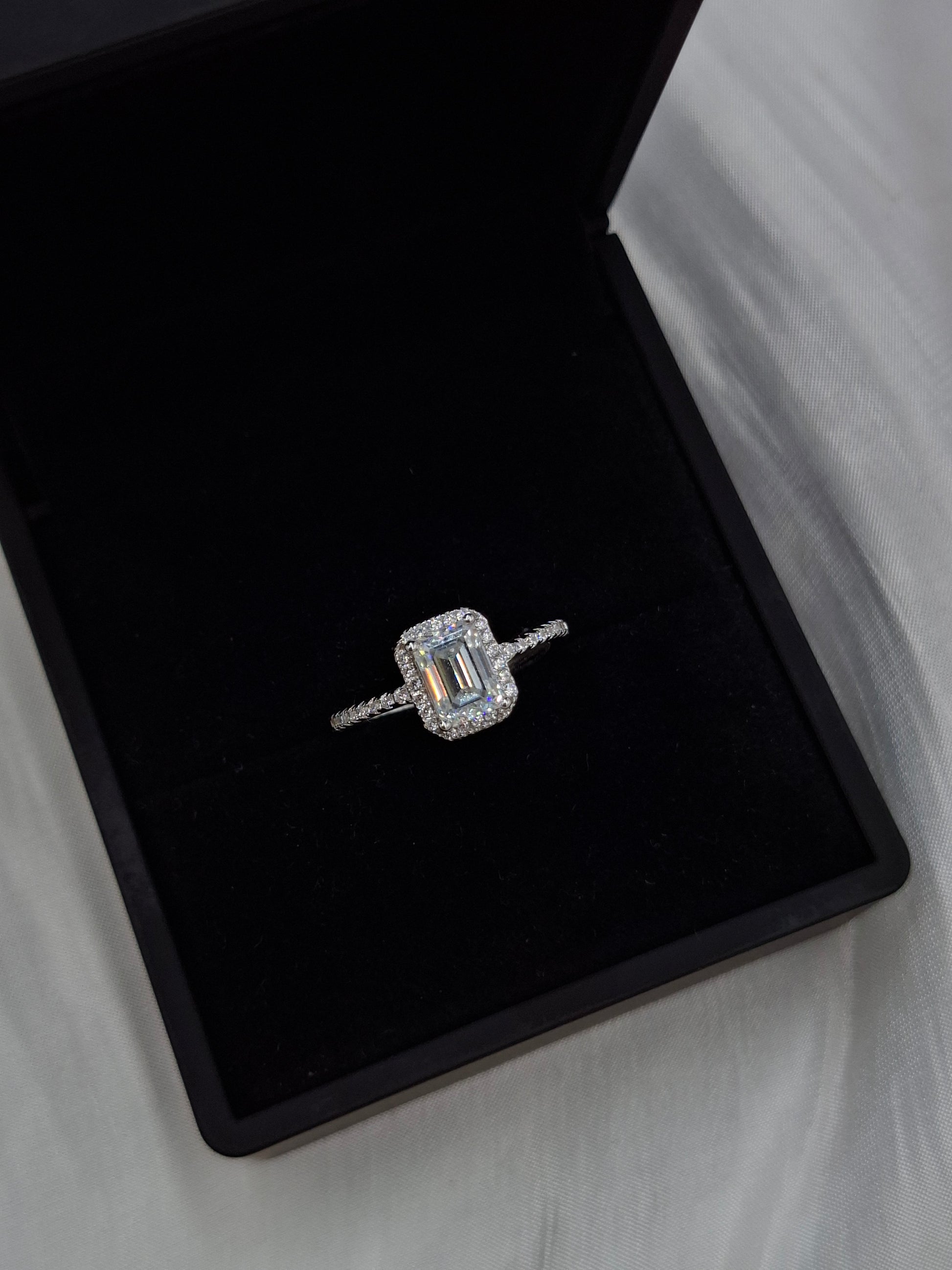 Shop Ophelia Moissanite Engagement Ring for Women at ElsaLagos in Nigeria