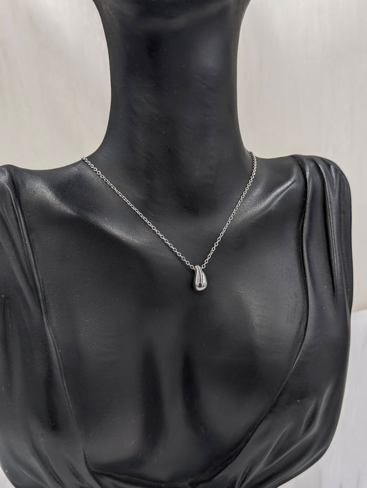 Droplet Necklace
