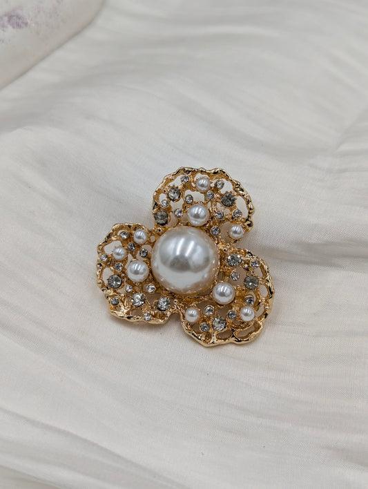 Pearl Flower Brooch