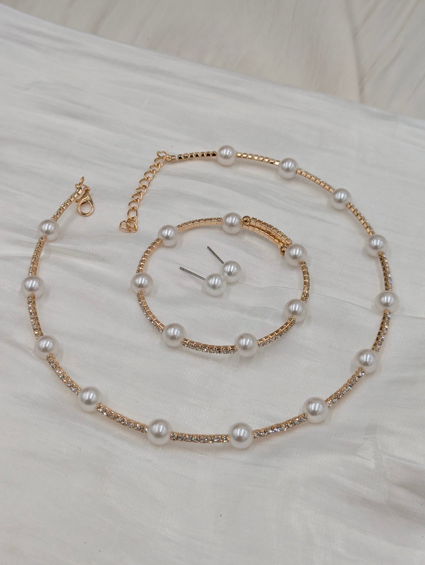 Space Pearl Necklace Set