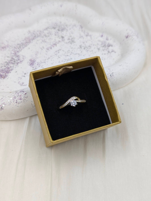 Beauty Ring (size 8)