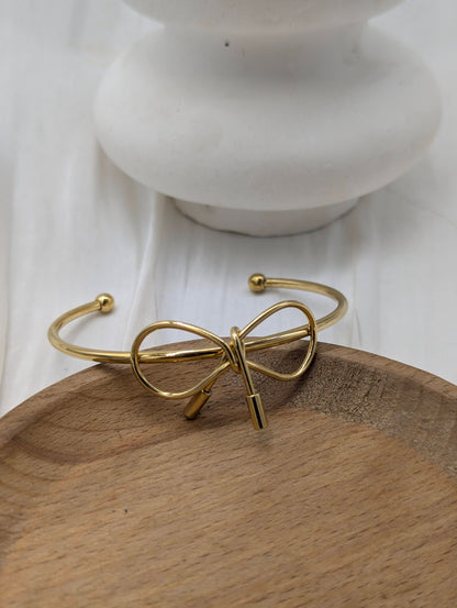 Bow Bangle