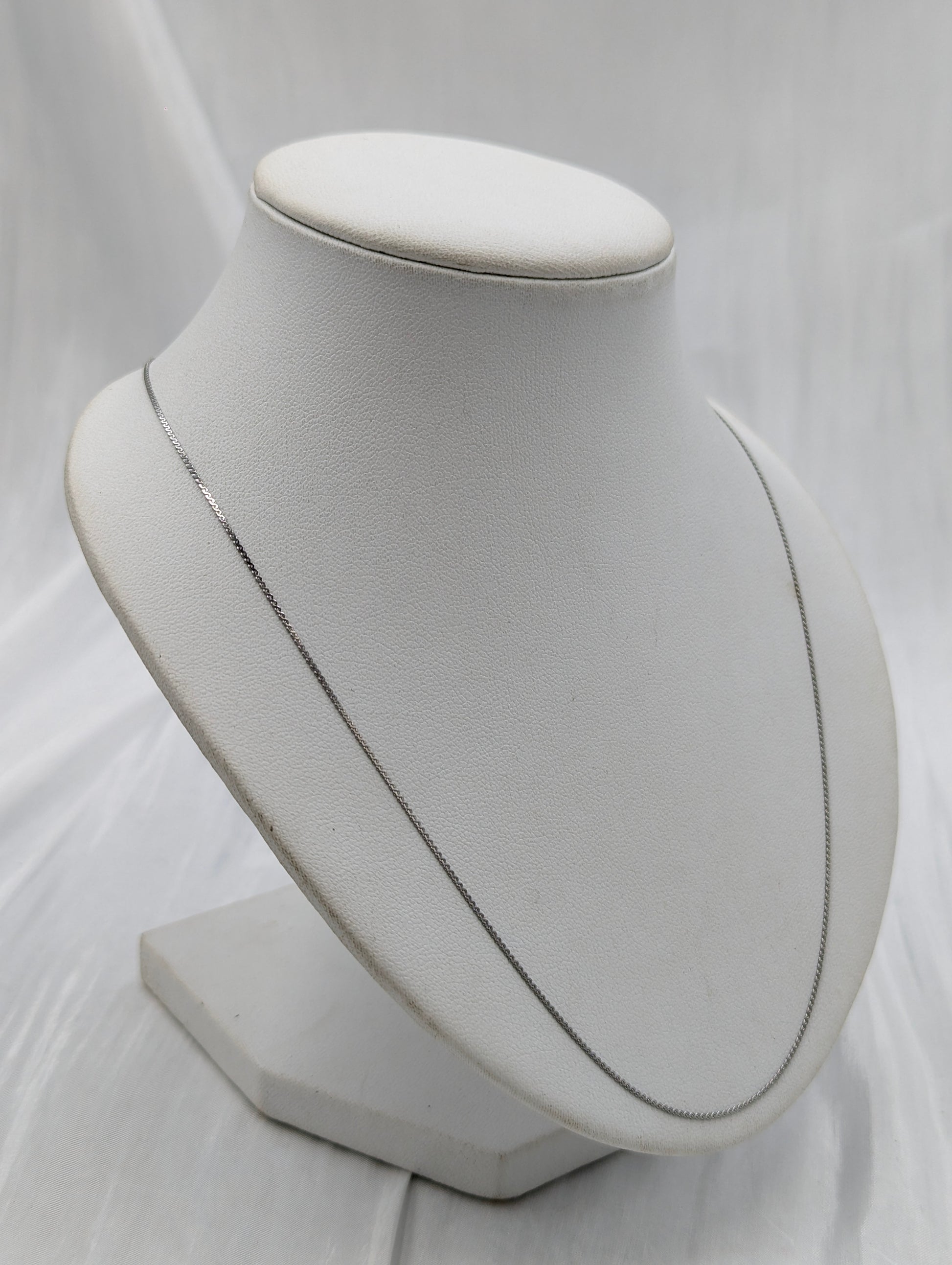 Shop Short Tiny Necklace for Men and  Women at ElsaLagos in Nigeria