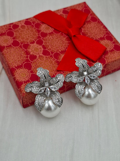 Shop Silver Pearl Earring for Women at ElsaLagos in Nigeria