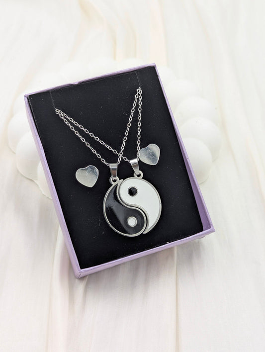 Yin Yang Necklace Set