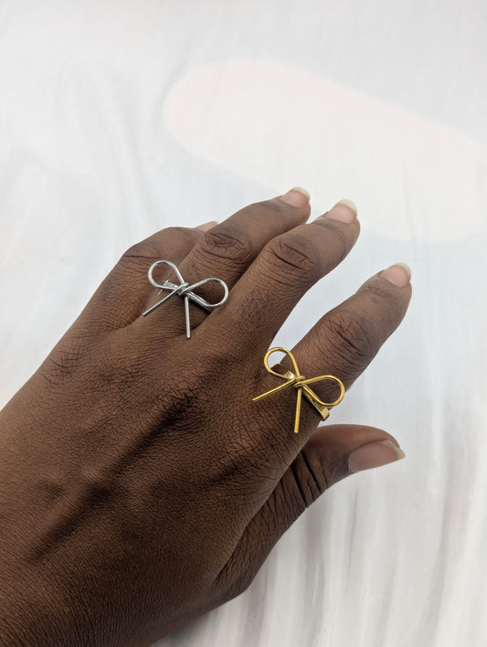 Bow Ring (size 7, 9)