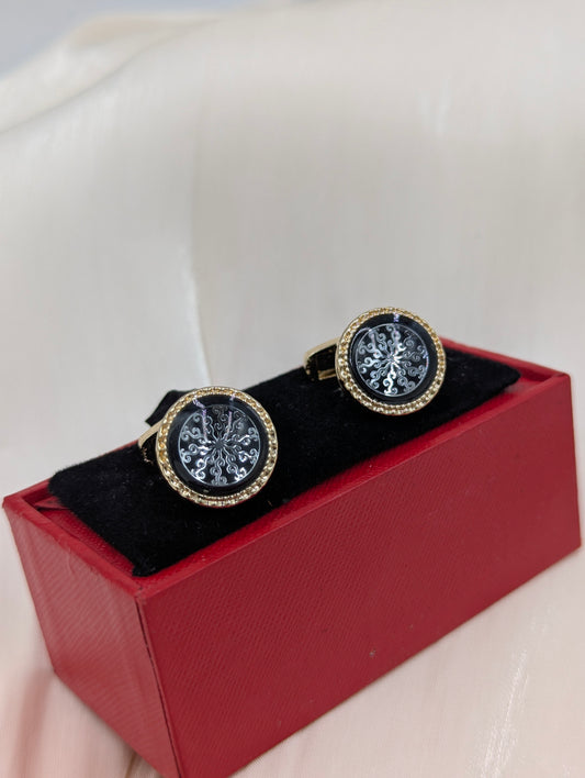 Cufflinks