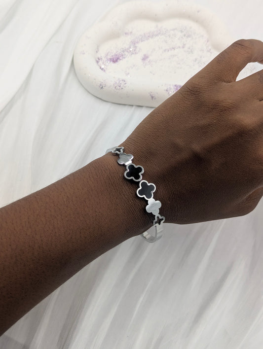 Clover Bangle