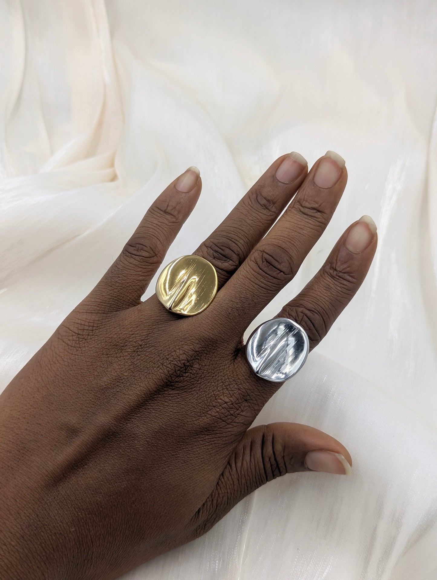 Circle Ring (size 7/8)