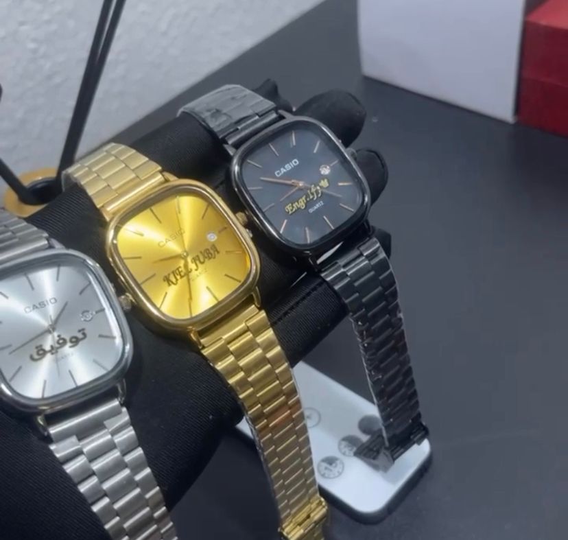 Customizable Wristwatch