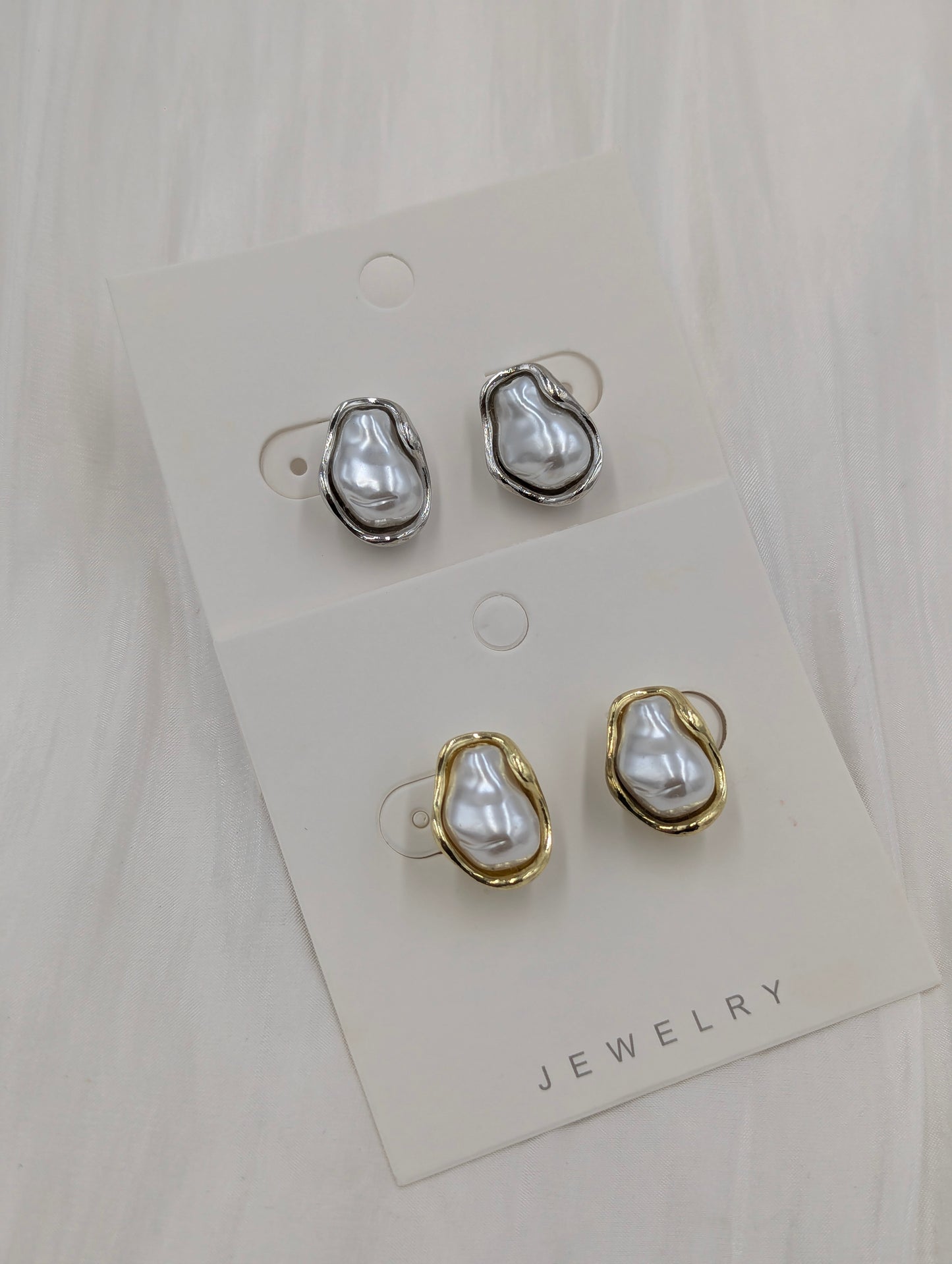 Pearl Clip On Earrings
