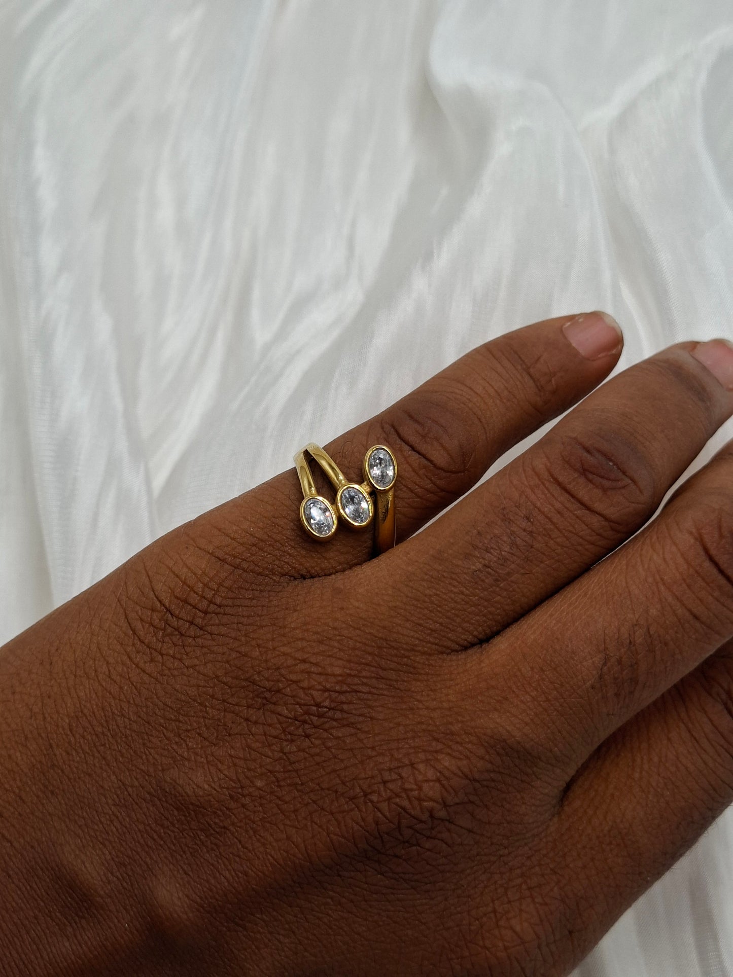 Dazzle Ring (size 6)