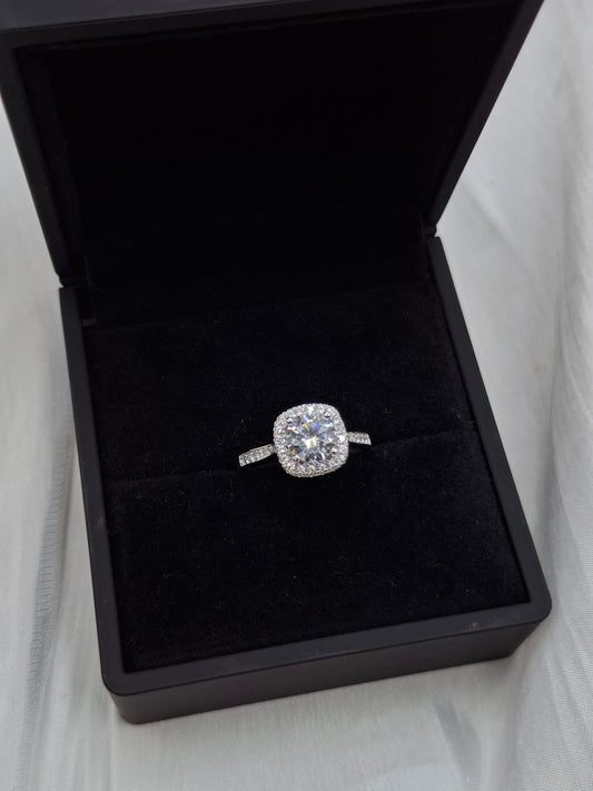 Eden Moissanite Ring