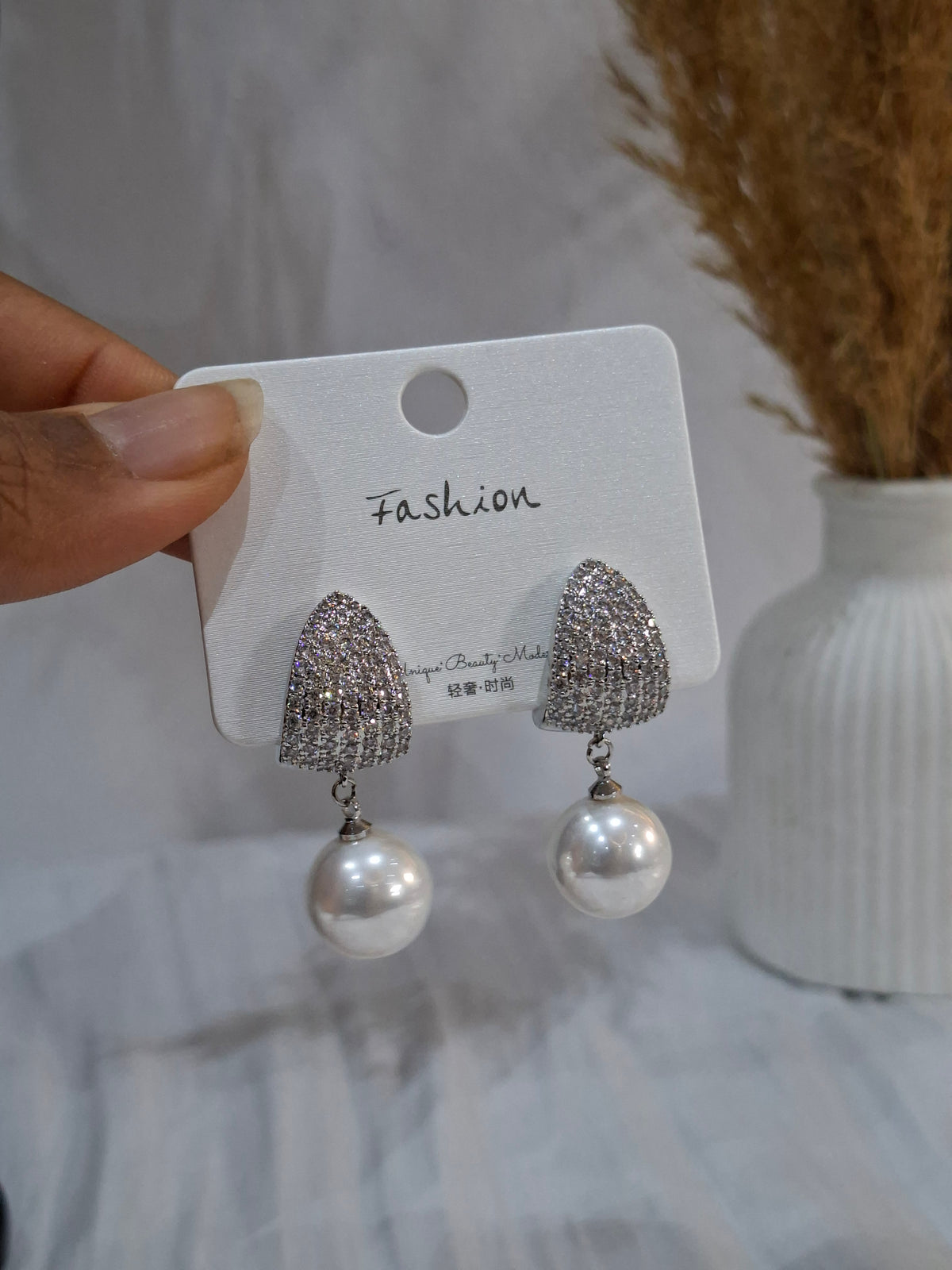 Glitz Pearl Earrings