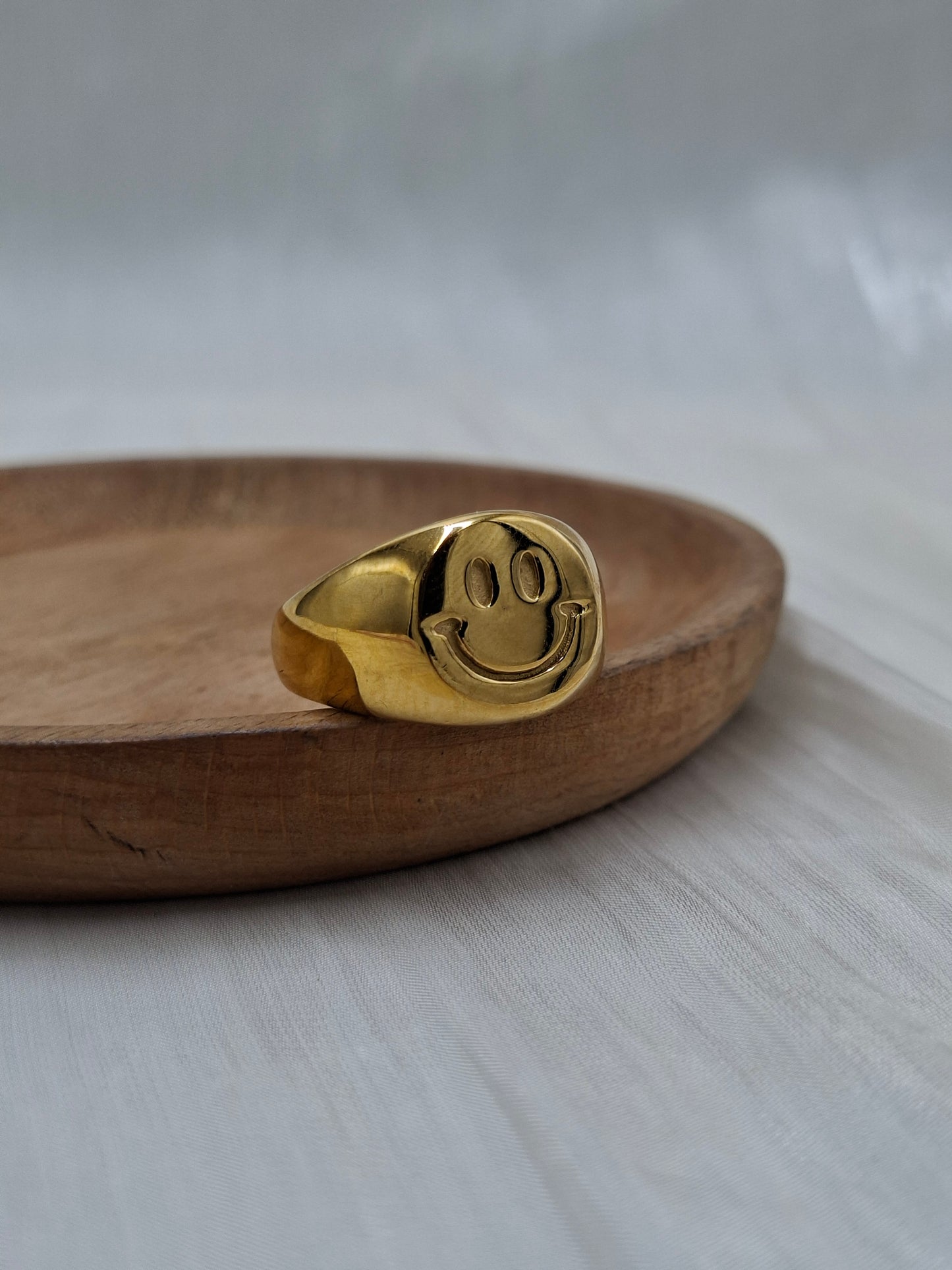 Smiley Ring (size 12)