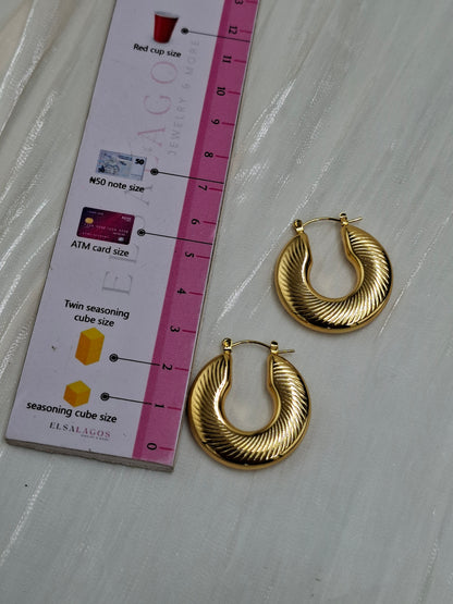Patterned U Hoops