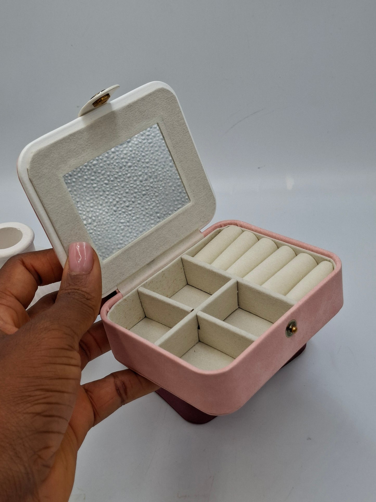 Mini Jewelry Organizer