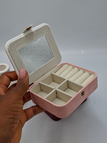 Mini Jewelry Organizer