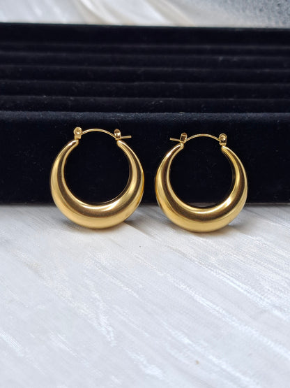 Crescent Hoops