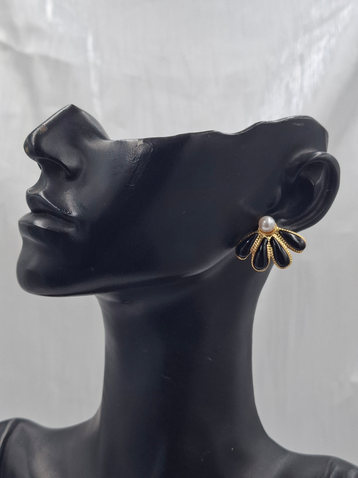Black Fan Earrings