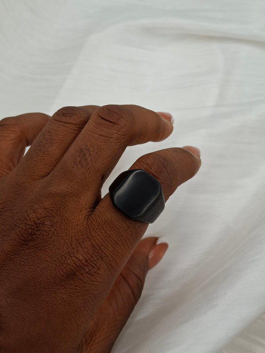 Black Ring (size 9)