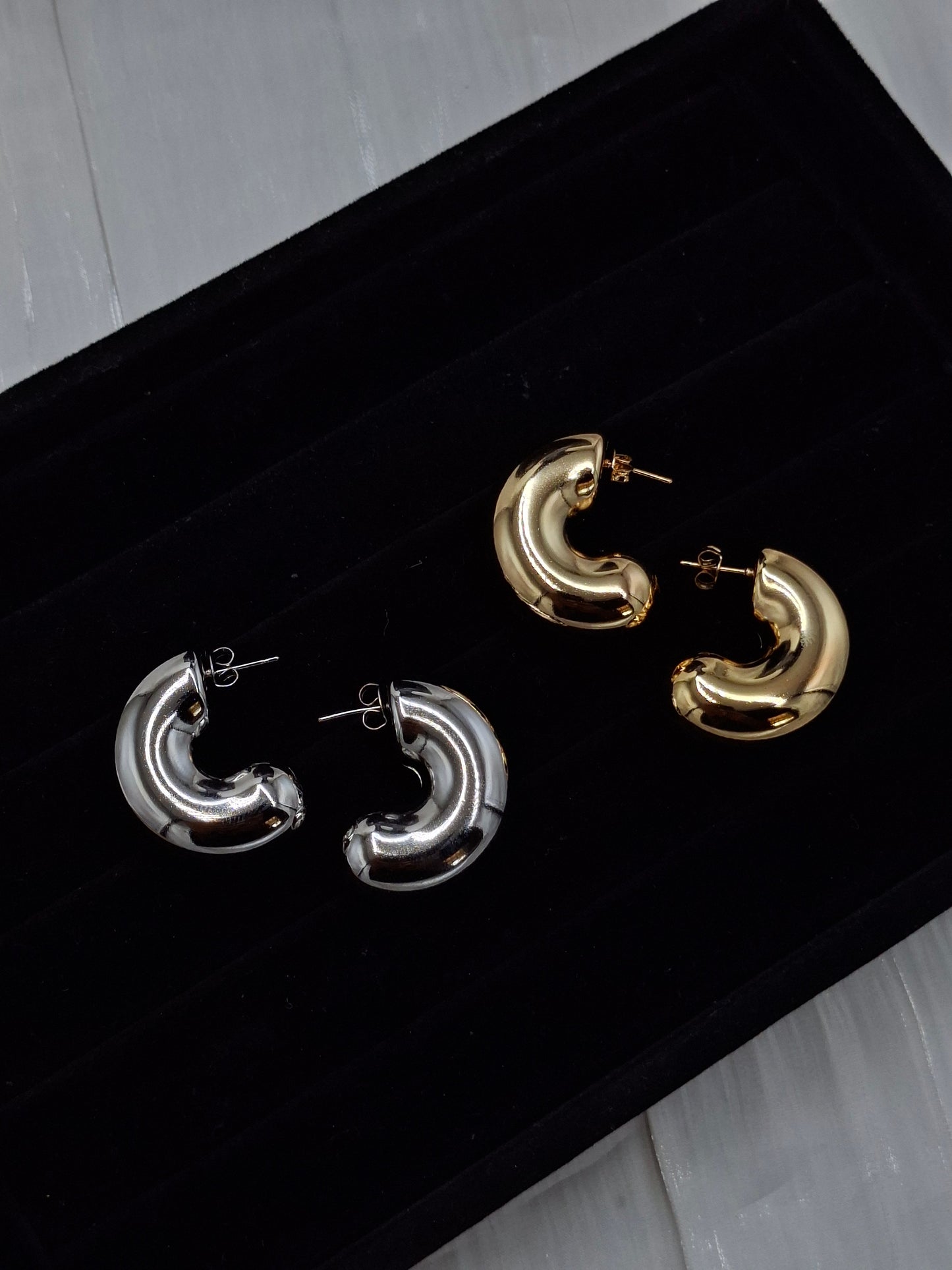 Cashew Hoops