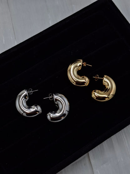 Cashew Hoops