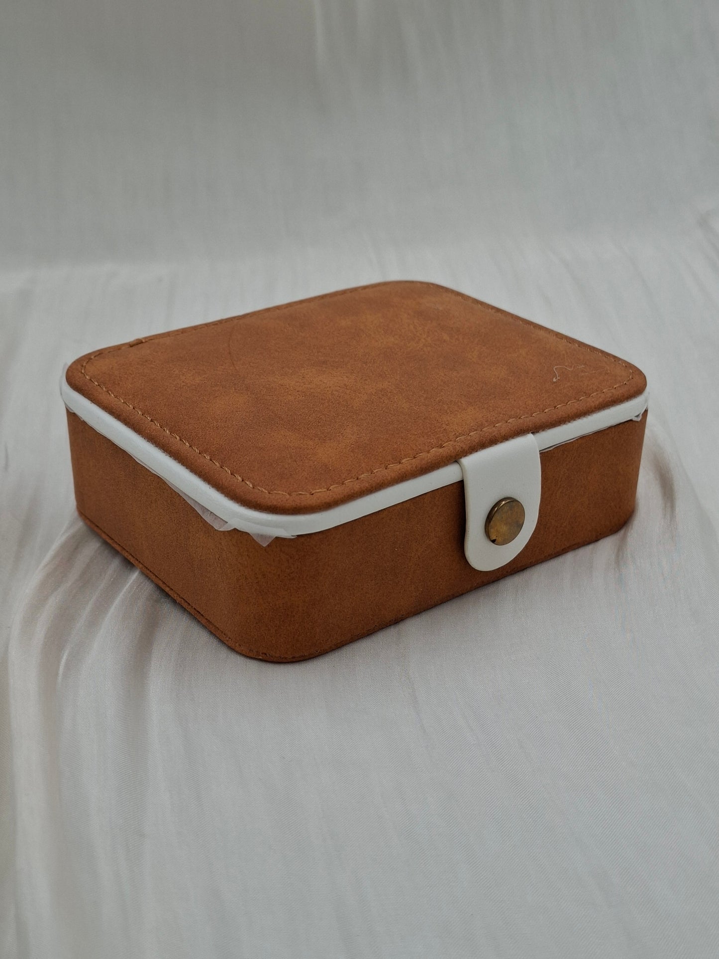 Mini Jewelry Organizer