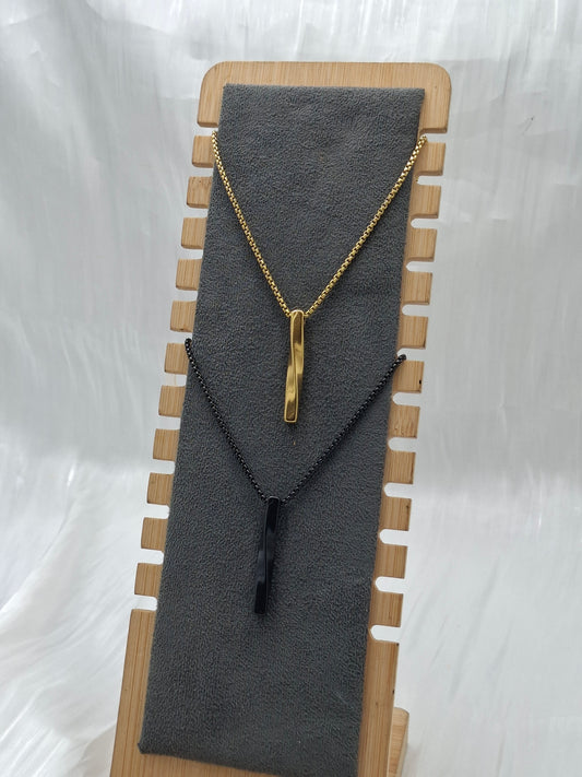 Twisted Rod Necklace