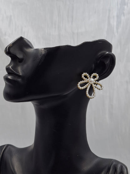 Petal Pearl Earrings