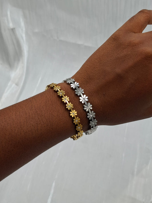 Flower Chain Bangle
