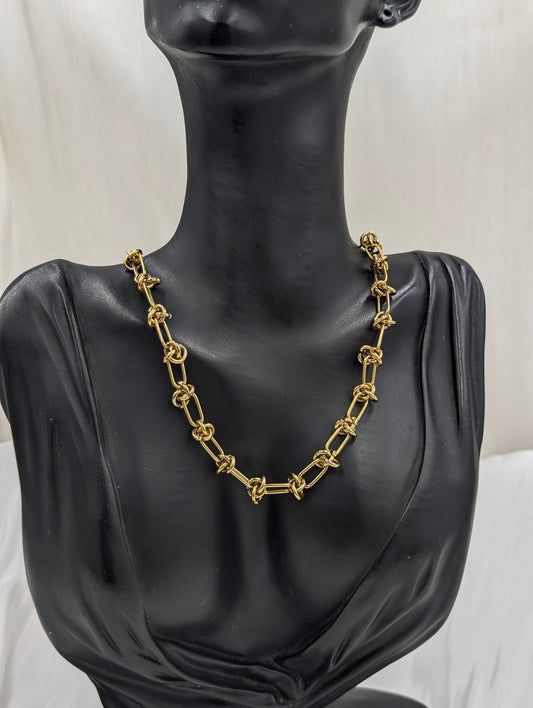 Barbed Necklace