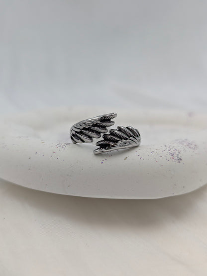 Overlap Wings Ring (size 10)