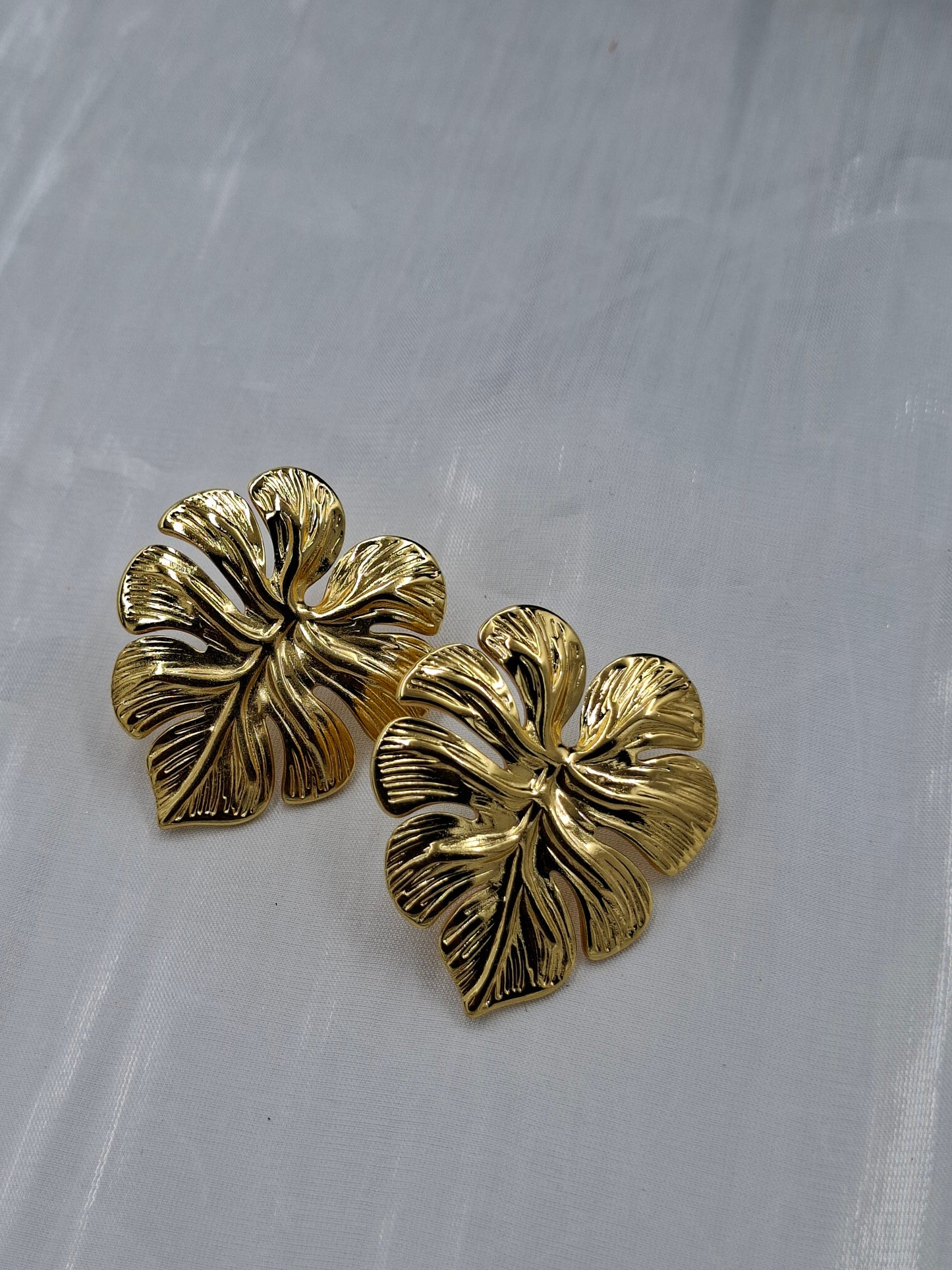 Monstera Earrings