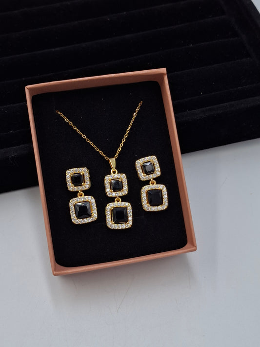 Box Necklace Set