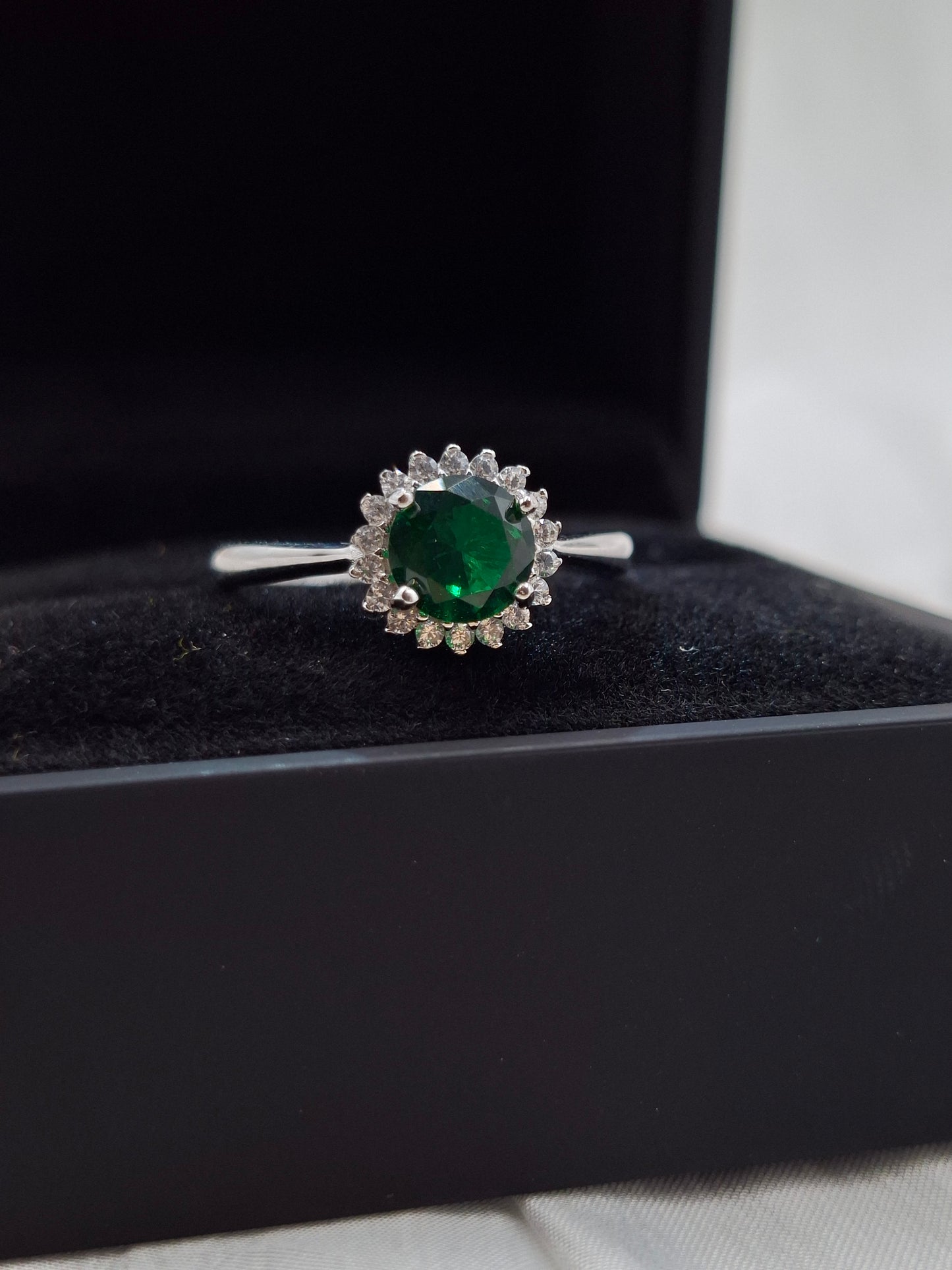 Emerald Sparkle Ring