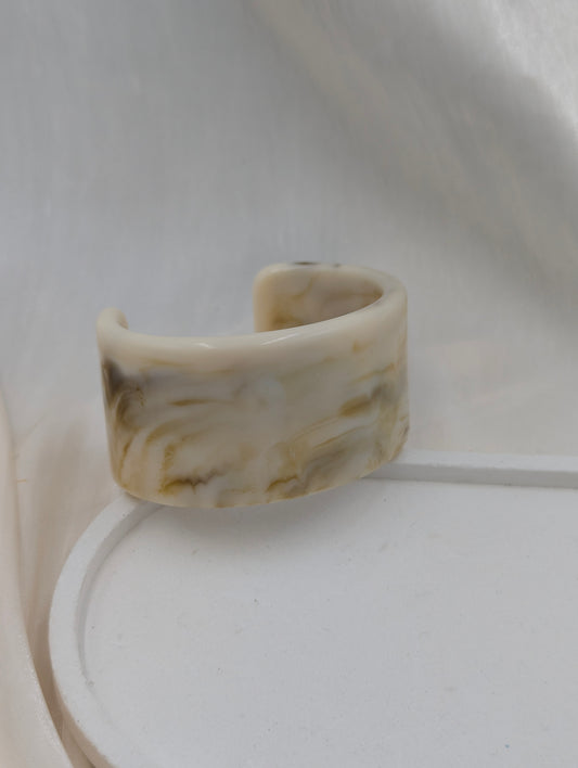 Milk Bangle
