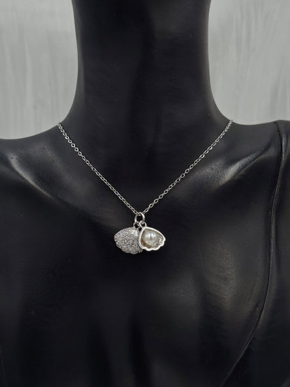 Oyster Pearl Necklace