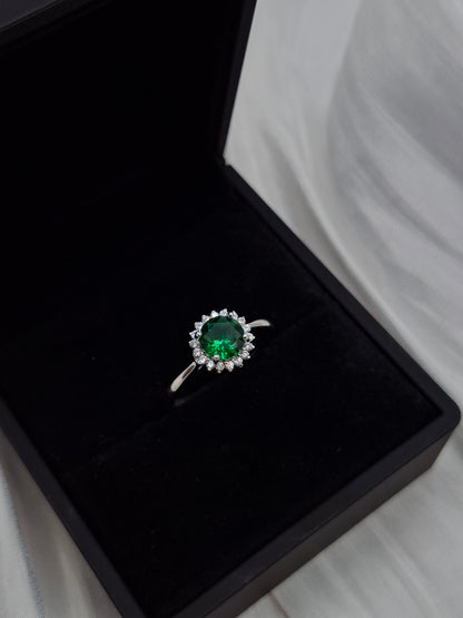 Emerald Sparkle Ring