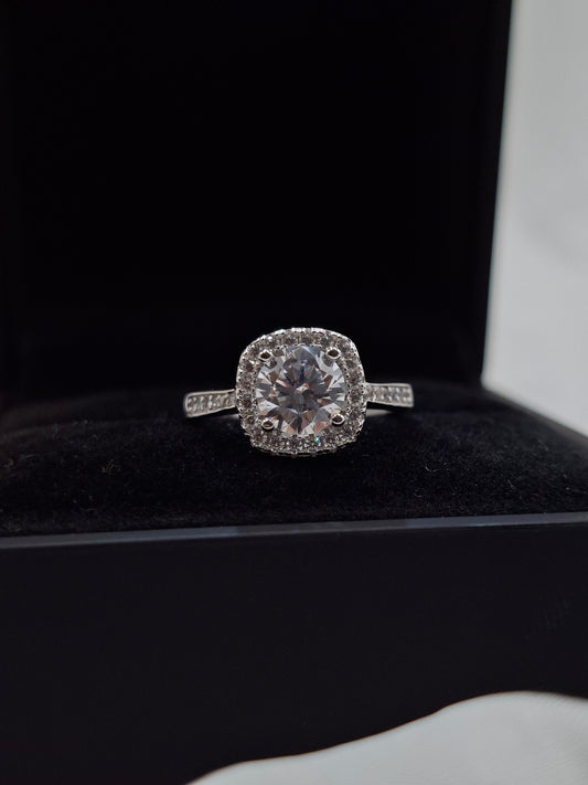 Eden Moissanite Ring