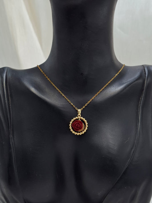 Rosa Necklace