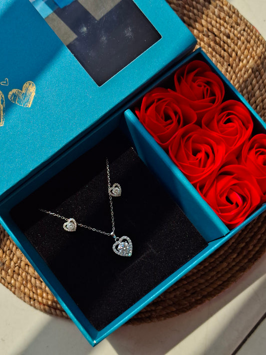 Aurora Moissanite Set