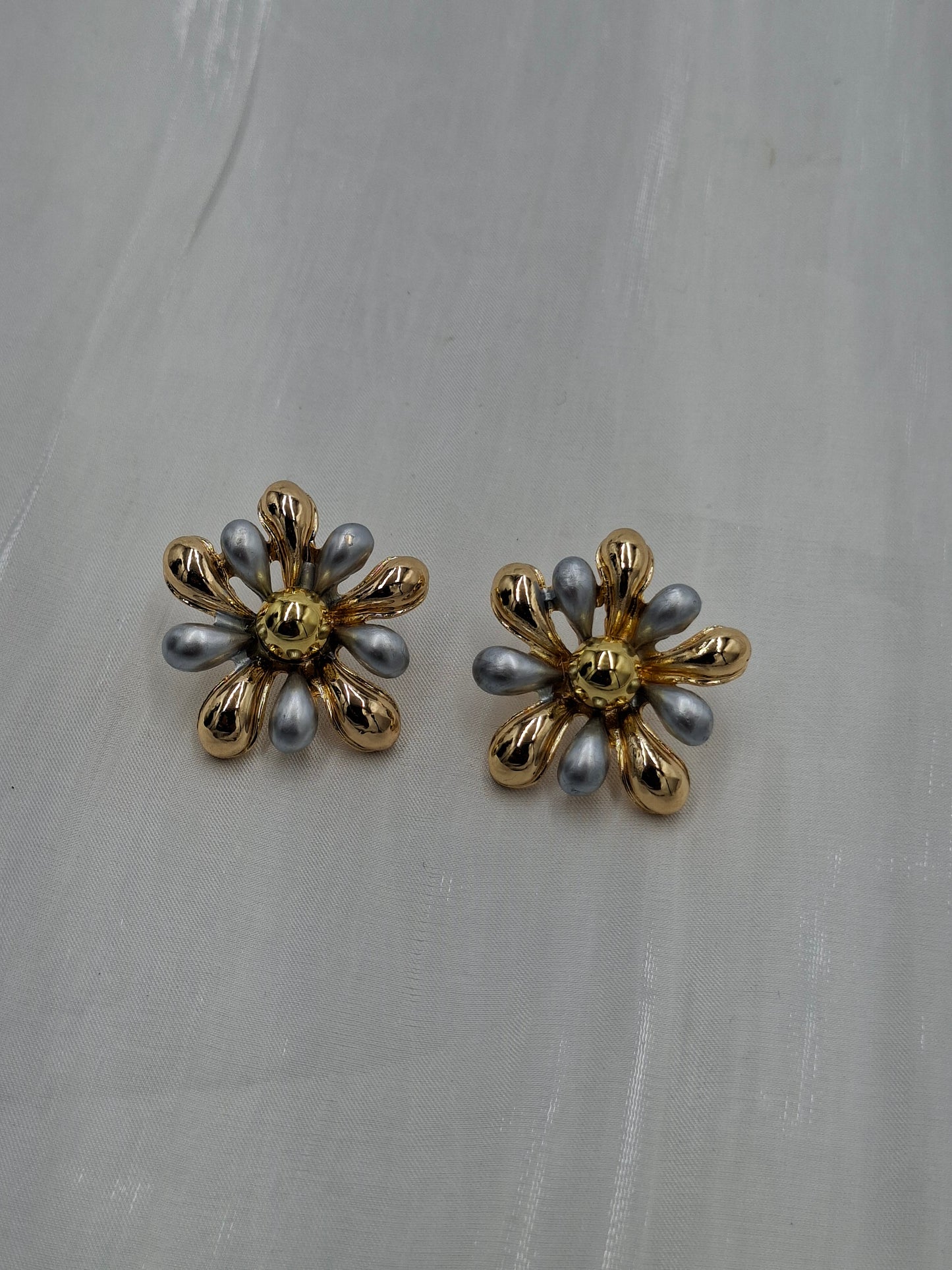 Mixed Burst Earrings